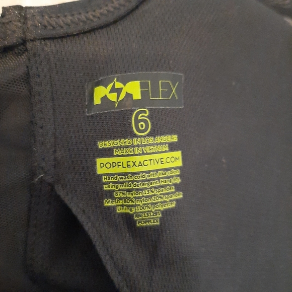 Front zip sports bra - Picture 3 of 5